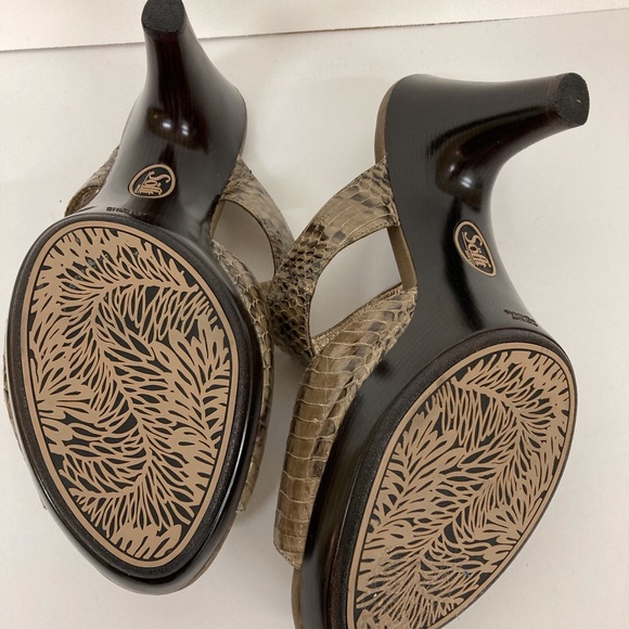 New Sofft ladies genuine snakeskin mules; NWOT - Picture 5 of 5